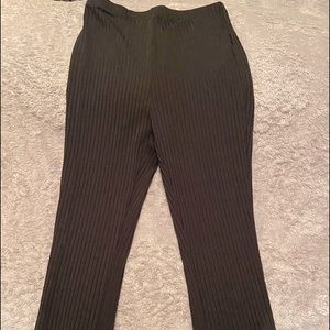 Black ribbed yoga pants